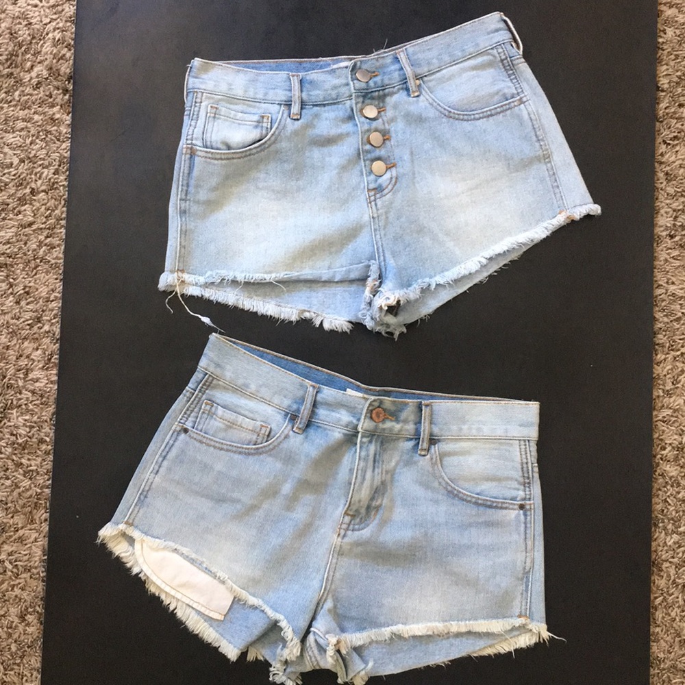 2 pairs of Bullhead high waisted jean shorts